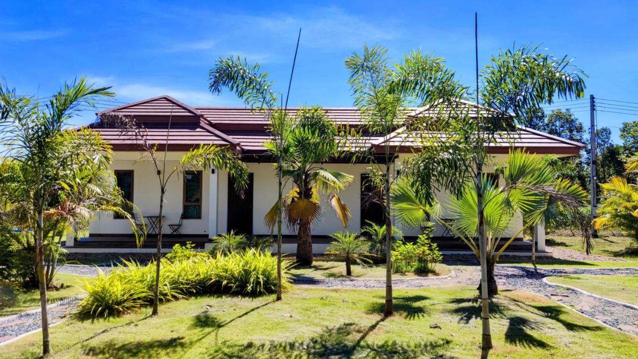 Isan Golf & Adventure Hotel Udon Thani Zewnętrze zdjęcie